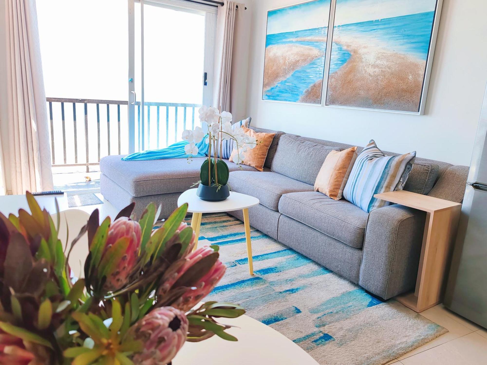 Apartment Ocean Breakaway - Power Back Up, 2 Adults & 3 Kids Only, *